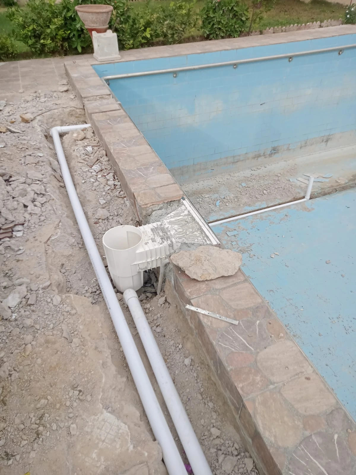 Swimming Pool Concrete Restoration