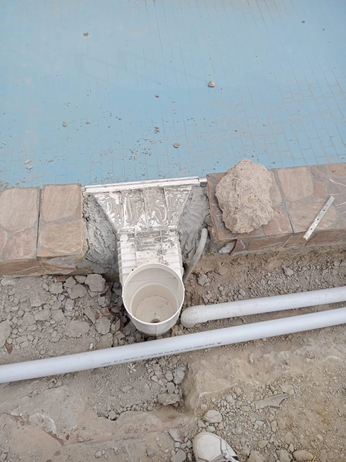 Swimming Pool Repairs and Skimmer Installation